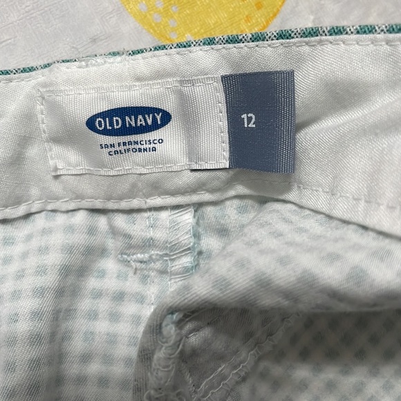 •OLD NAVY•GREEN GINGHAM HIGH WAISTED 5" INSEAM MIDI LENGTH SHORTS SIZE 12 - Picture 7 of 9